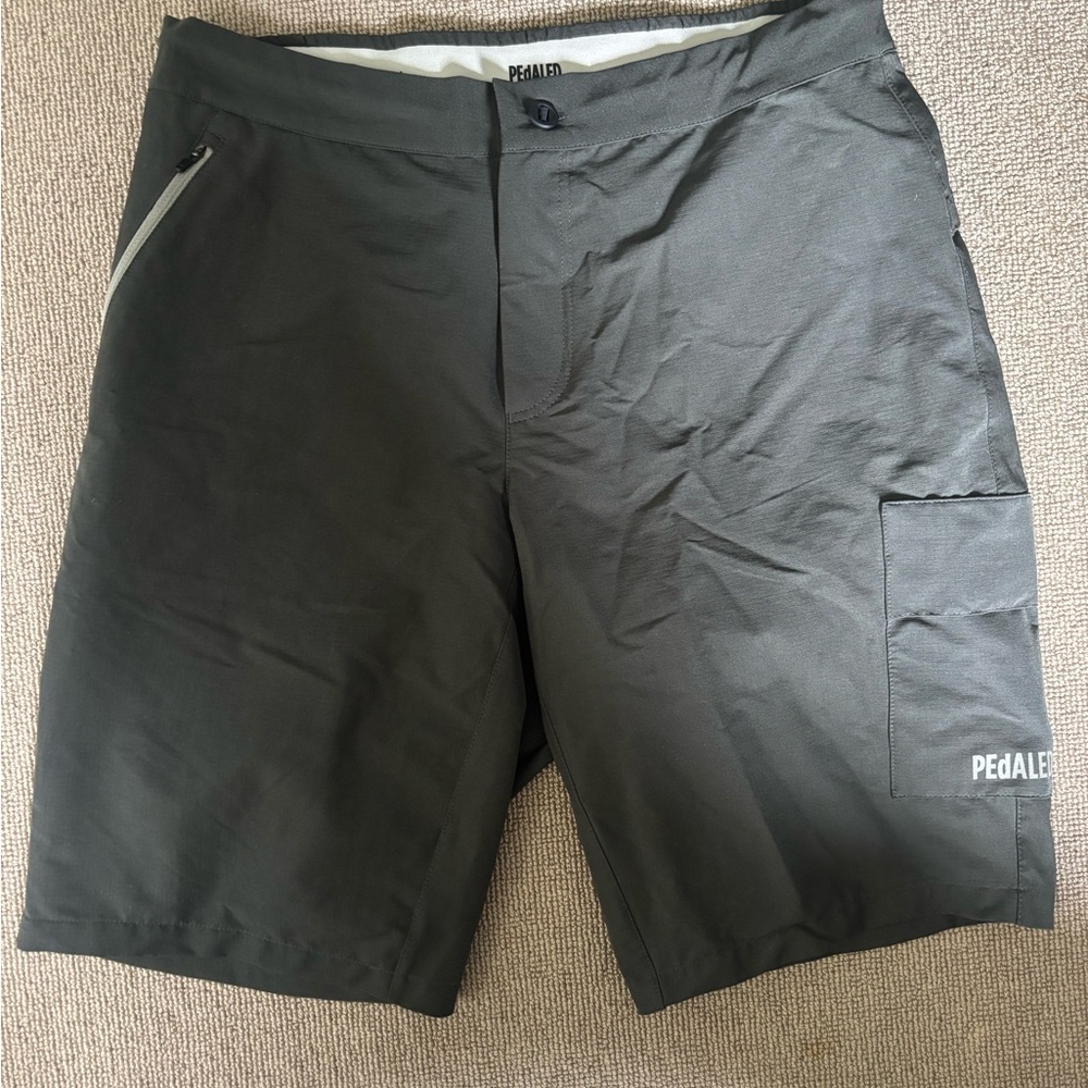 Men's Gray Shorts